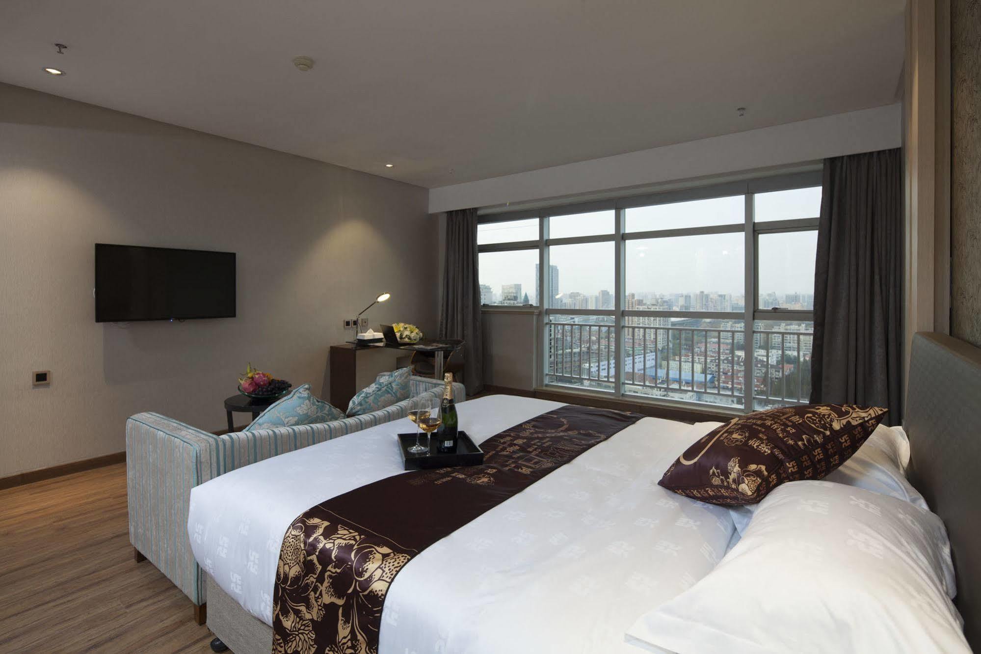 Kingtown Hongkou Shanghai Exterior foto