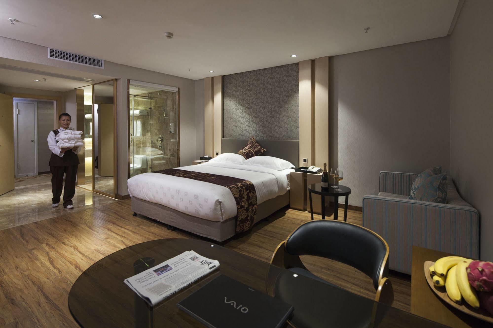 Kingtown Hongkou Shanghai Exterior foto